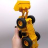 Экскаватор на аккумуляторе, свет в короб.32*18*11,5см