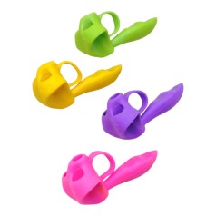 Тренажер-тримач силіконовий для писання на ручку - 4шт. (38831)