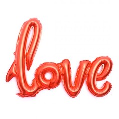 Надпись "LOVE", красная