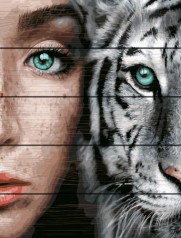 Картина по номерам на дереве "Девушка и тигр"