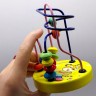 Пальчиковий лабіринт WToys, деревʼяний, в коробці (ЖОВТИЙ)