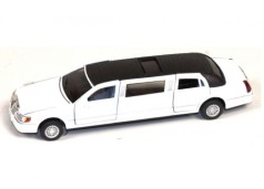 Машина лимузин  KINSMART "Lincoln Town Car Stretch" (белый)