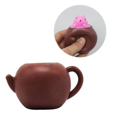 Игрушка-антистресс "Белка в чайнике", розовая