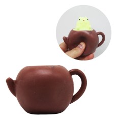 Игрушка-антистресс "Белка в чайнике", салатовая