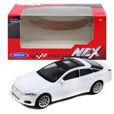 Машина металл 1:43 JAGUAR XJ белая
