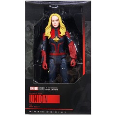 Герой AVENGERS в коробке капитан марвел