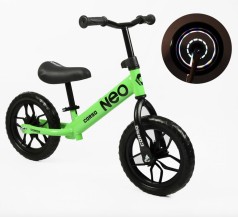 Двухколесный детский биговел-велобег, колеса ЭВА (пена) 12 дюймов, с подсветкой, зеленый