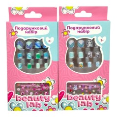 Аксесуари (накладні нігті, нвліпки, пінцет) мікс видів
