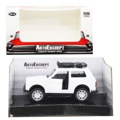 Машинка біла