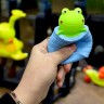 Антистрес "Жабка" 10 см (блакитний)